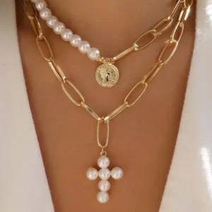 Collier croix en chaîne de perles